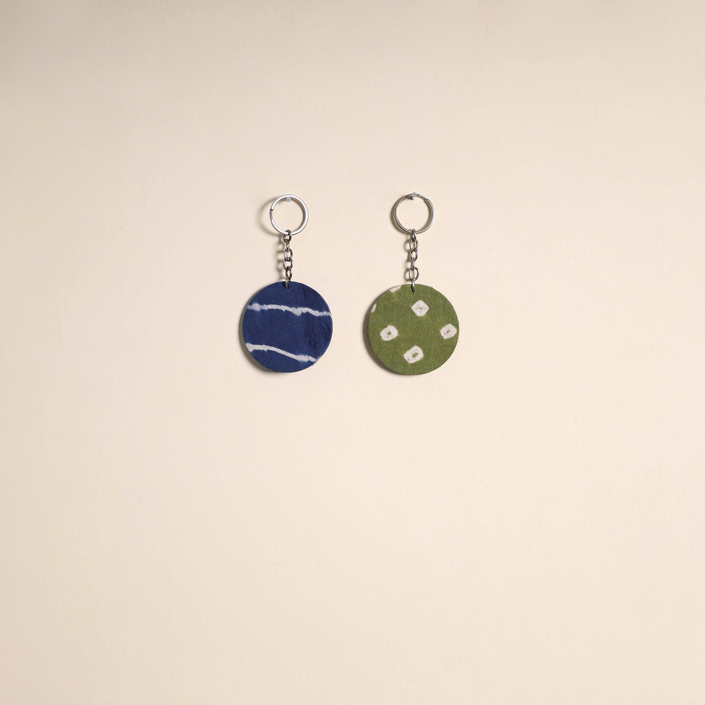 Multicolor - fabric-embellished wood keychain (set of 2) 08