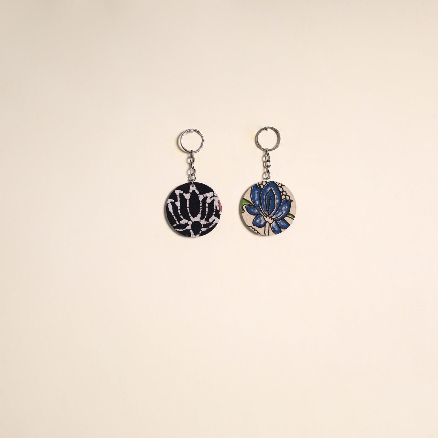 Multicolor - fabric-embellished wood keychain (set of 2) 44