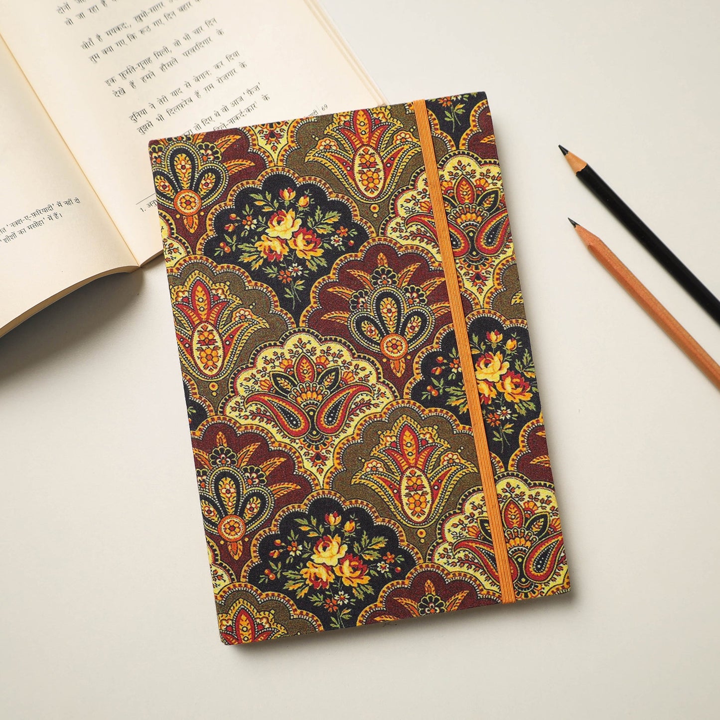 Buy Floral Printed Handmade Elastic Closure Notebook Online at iTokri.com