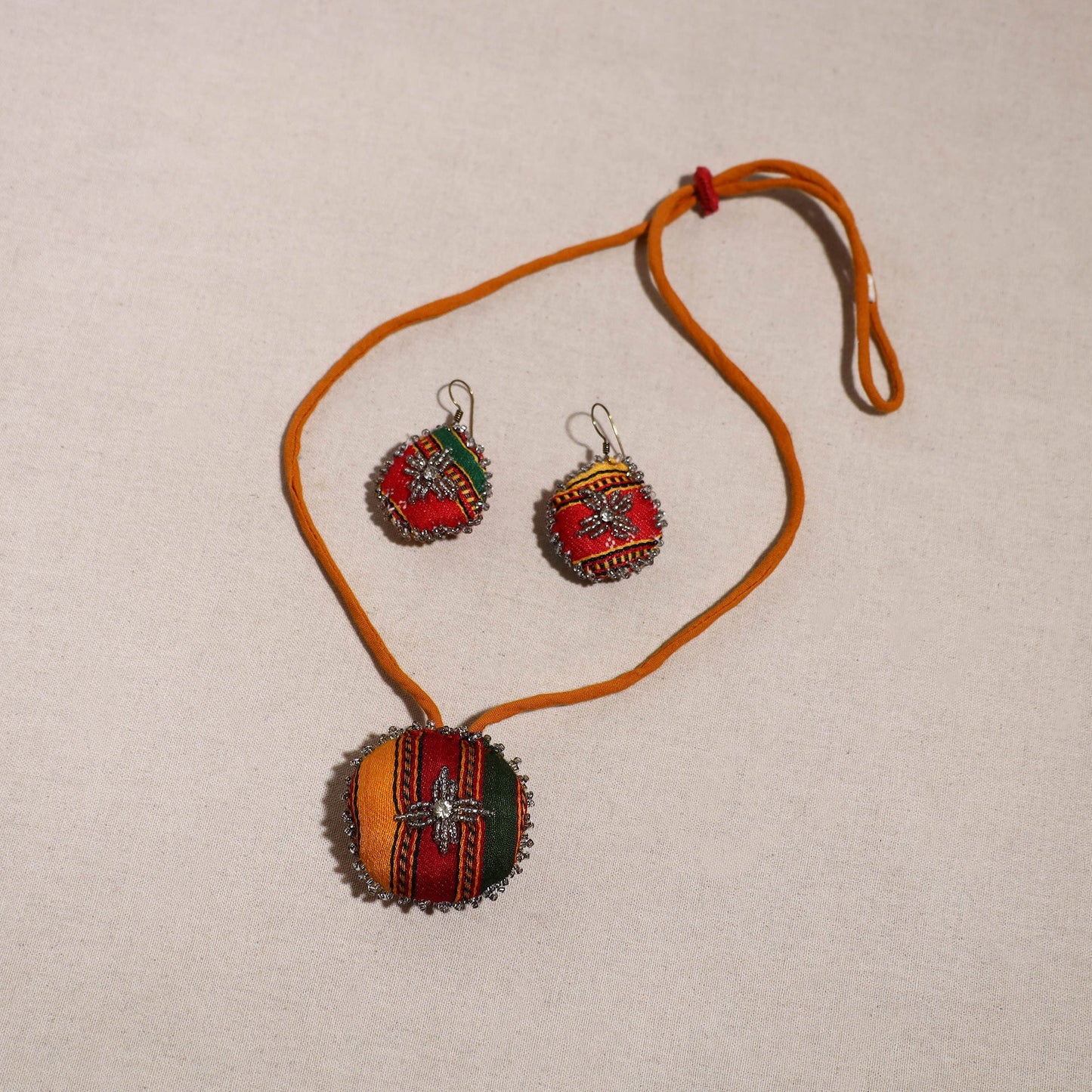 Multicolor - handcrafted fabart beaded necklace set 70