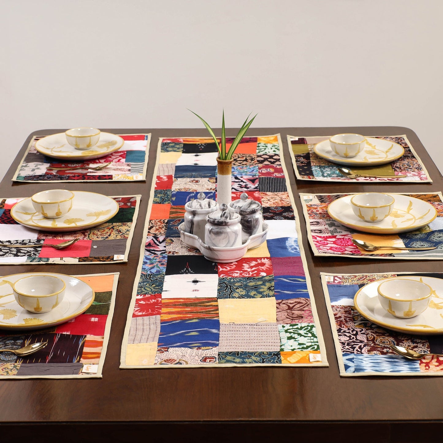 Multicolor - handcrafted cotton fusion table runner set