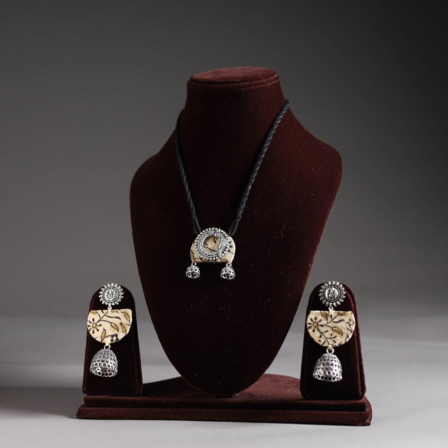 Handcrafted Necklace Set