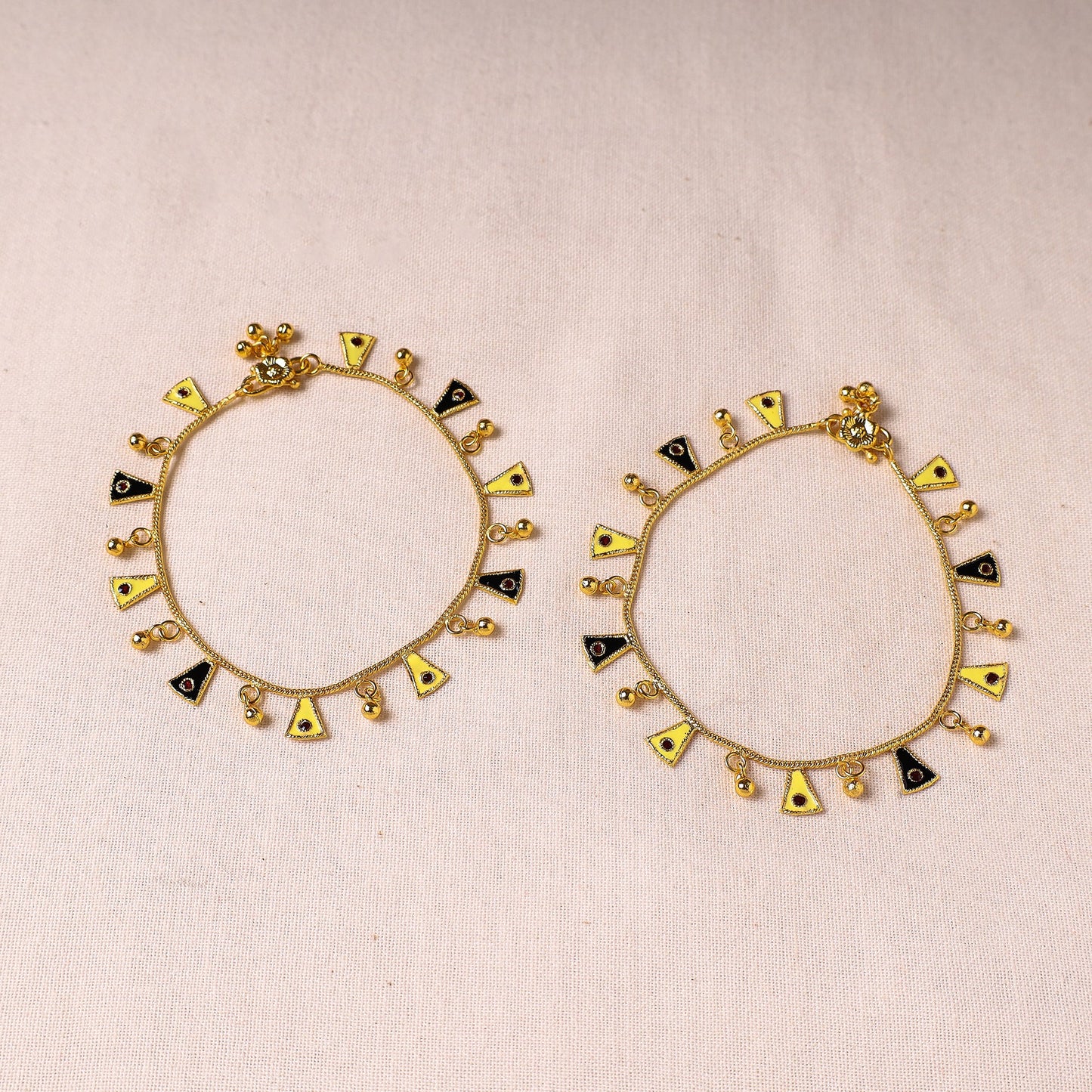 meenakari anklets