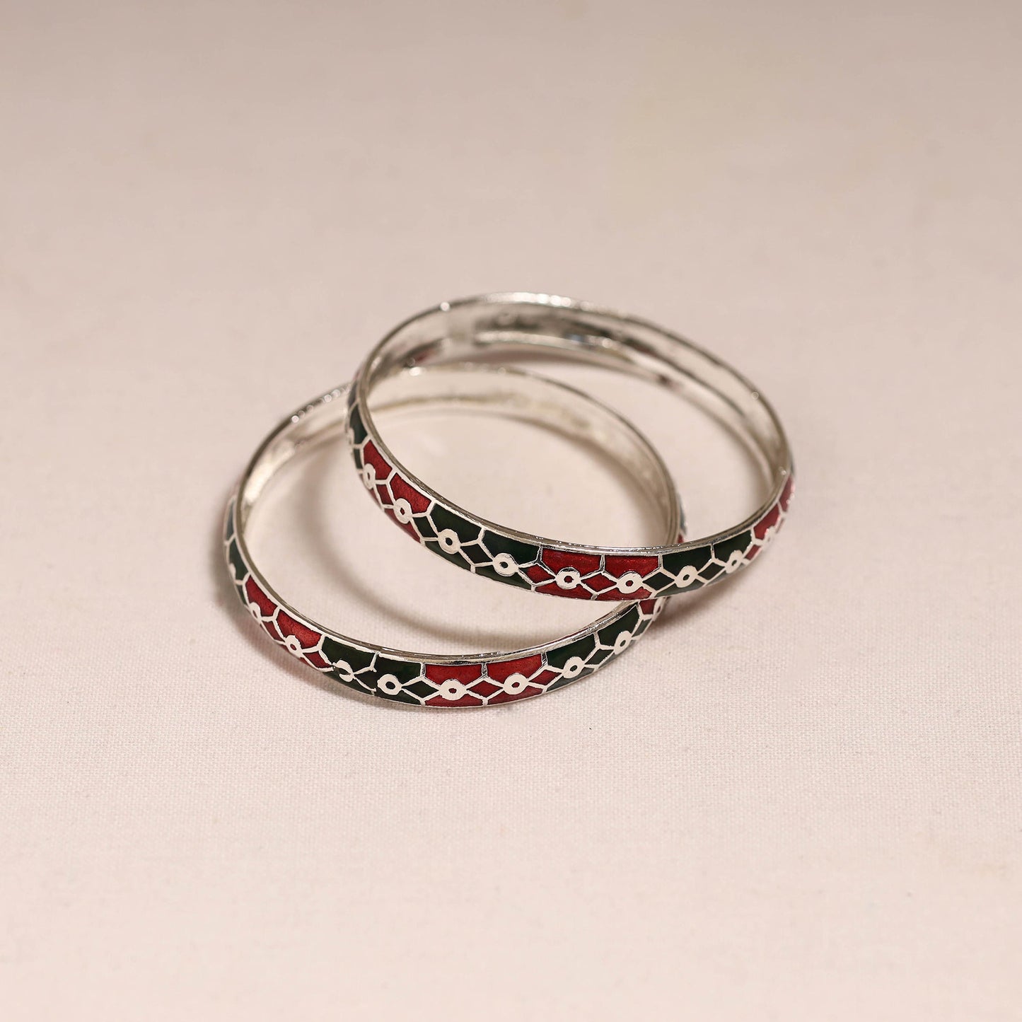 Handcrafted paka meenakari bangles (set of 2) 248