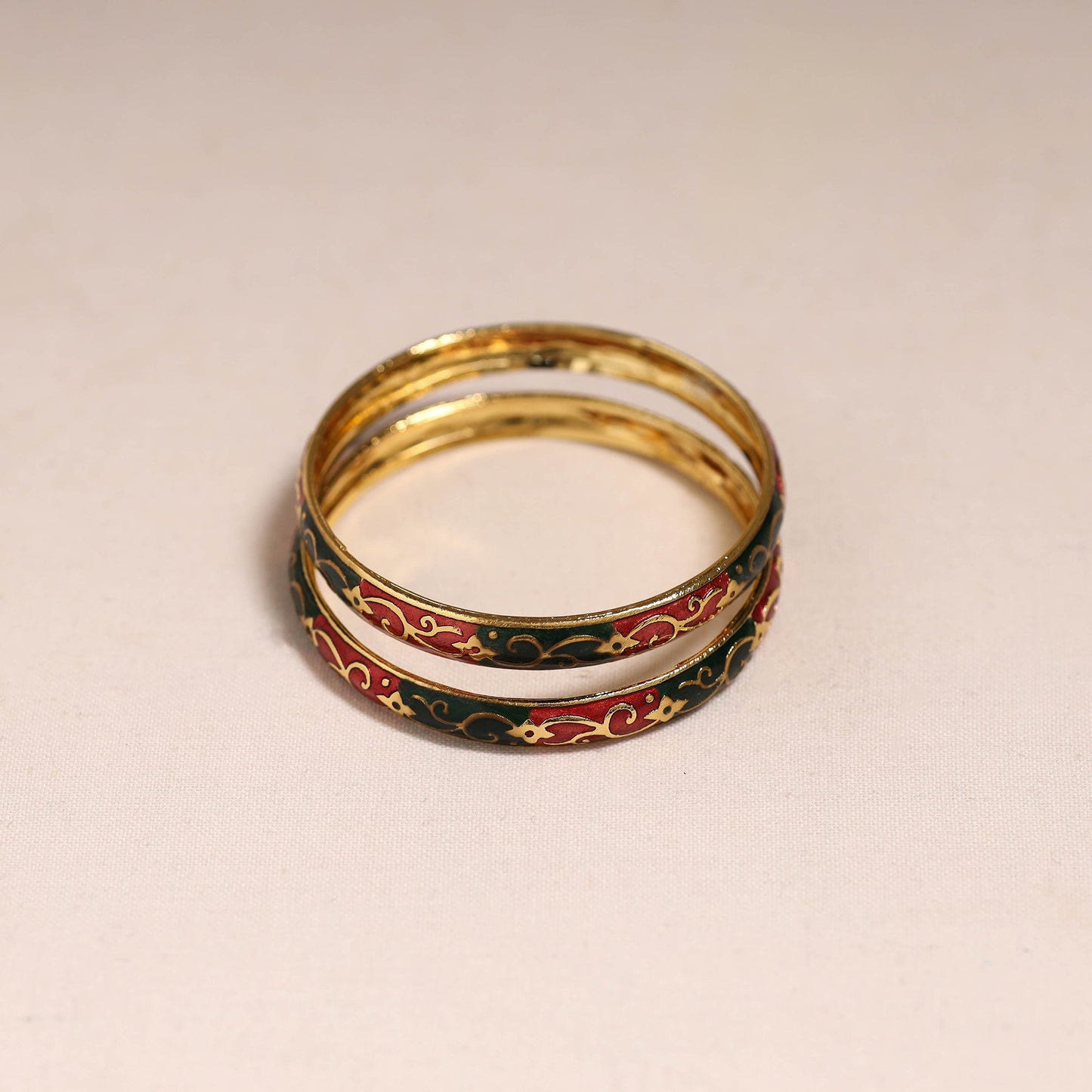 Handcrafted paka meenakari bangles (set of 2) 259