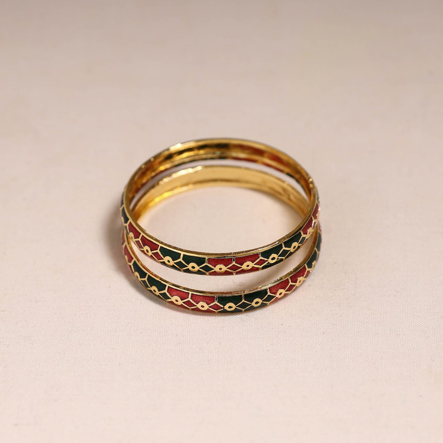 Handcrafted paka meenakari bangles (set of 2) 262