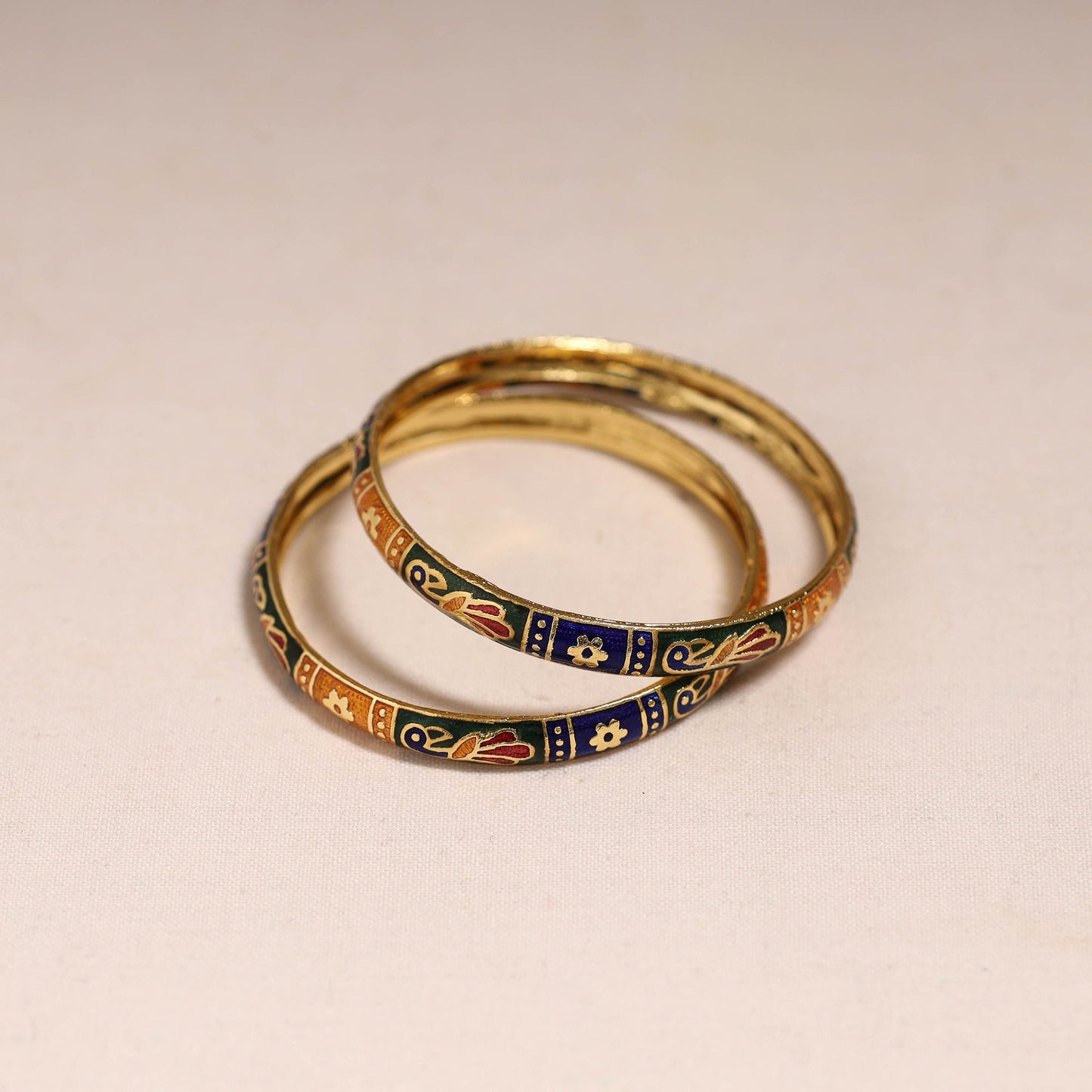 Handcrafted paka meenakari bangles (set of 2) 264