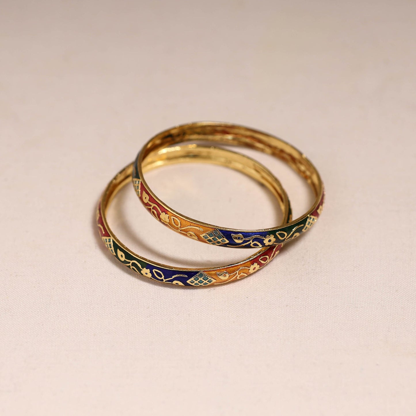 Handcrafted paka meenakari bangles (set of 2) 265