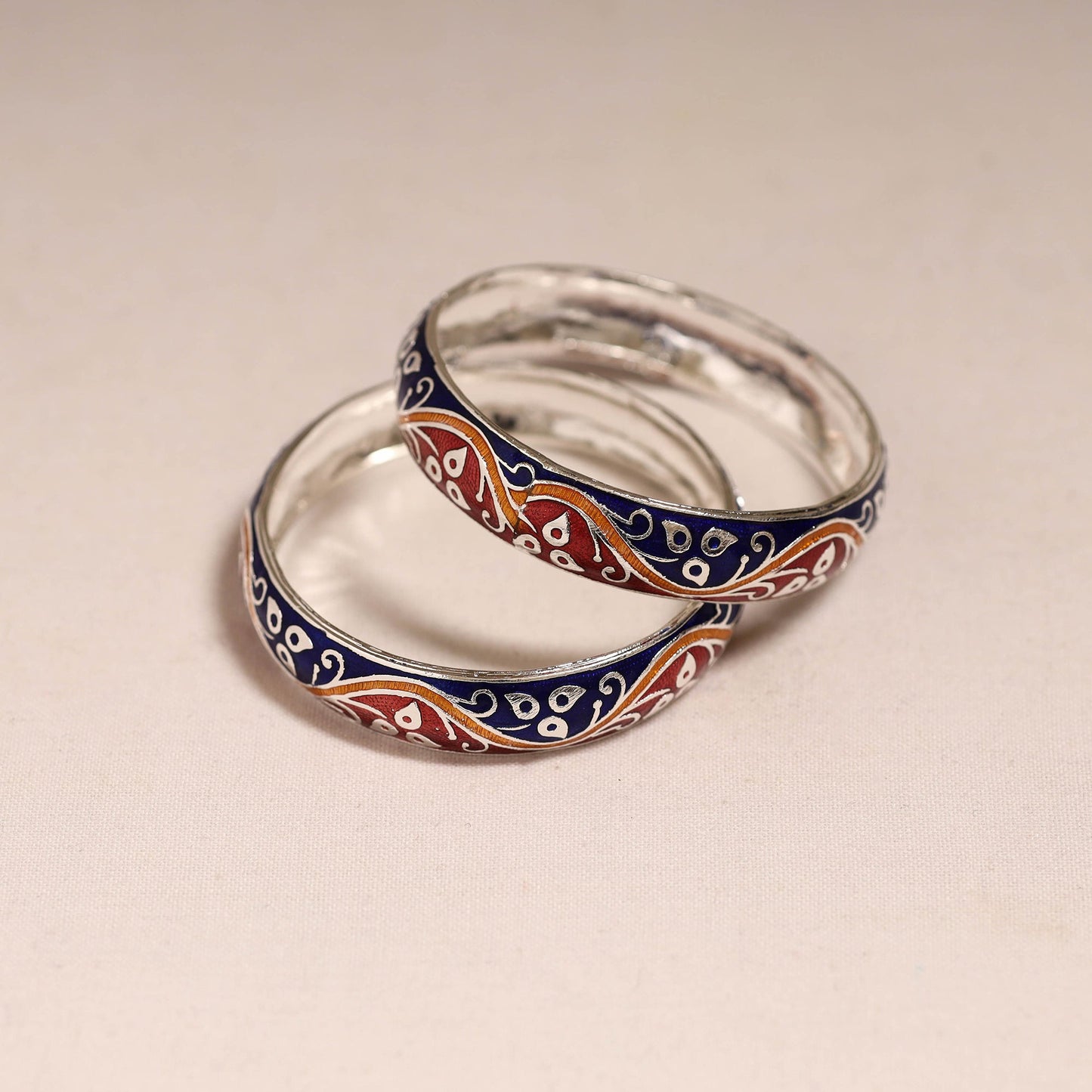 Handcrafted paka meenakari bangles (set of 2) 275