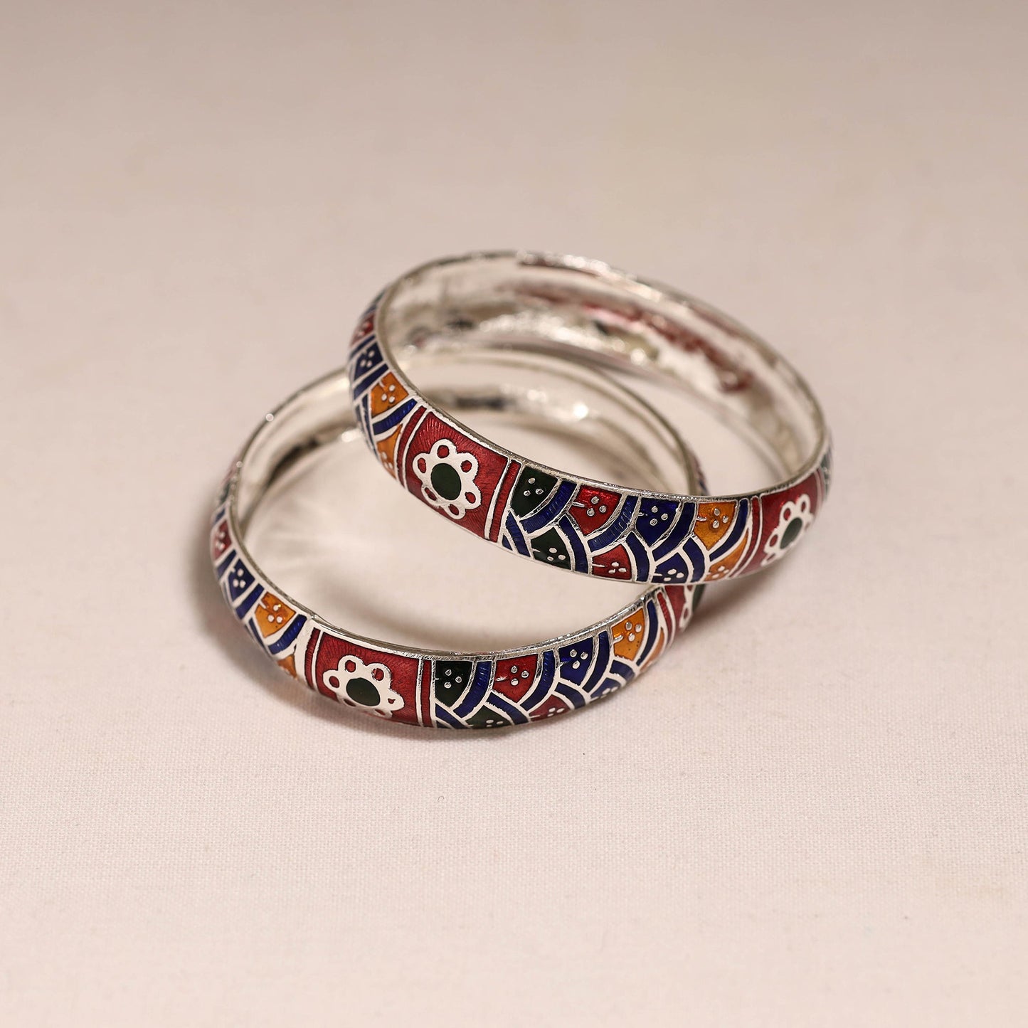 Handcrafted paka meenakari bangles (set of 2) 276
