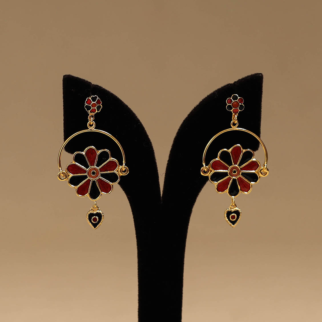 Handcrafted paka meenakari earrings 106