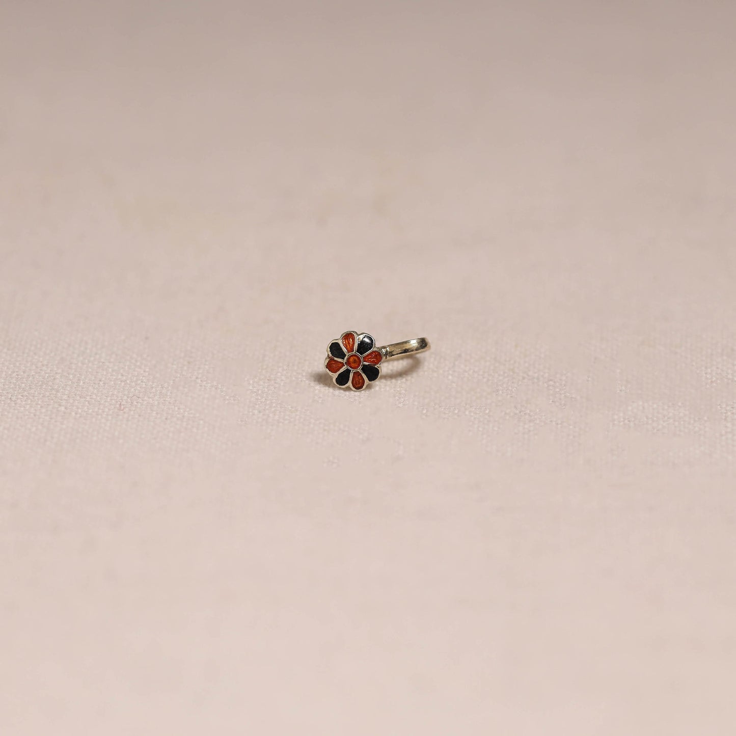 Handcrafted paka meenakari nosepin 149