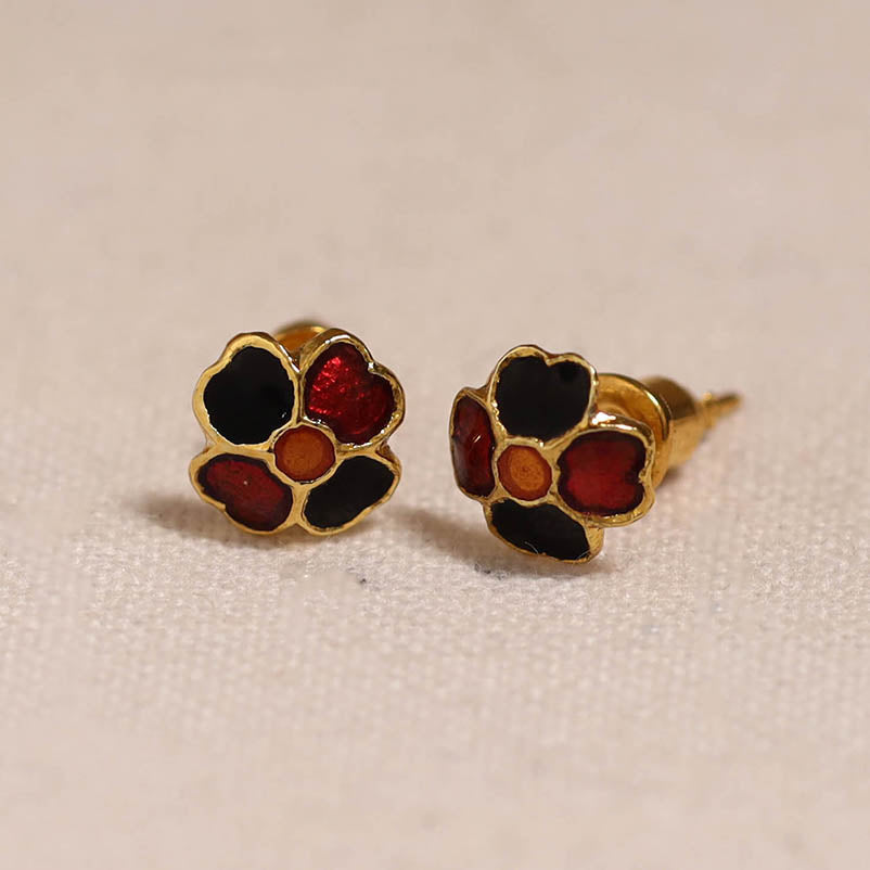 Handcrafted paka meenakari stud earrings 30