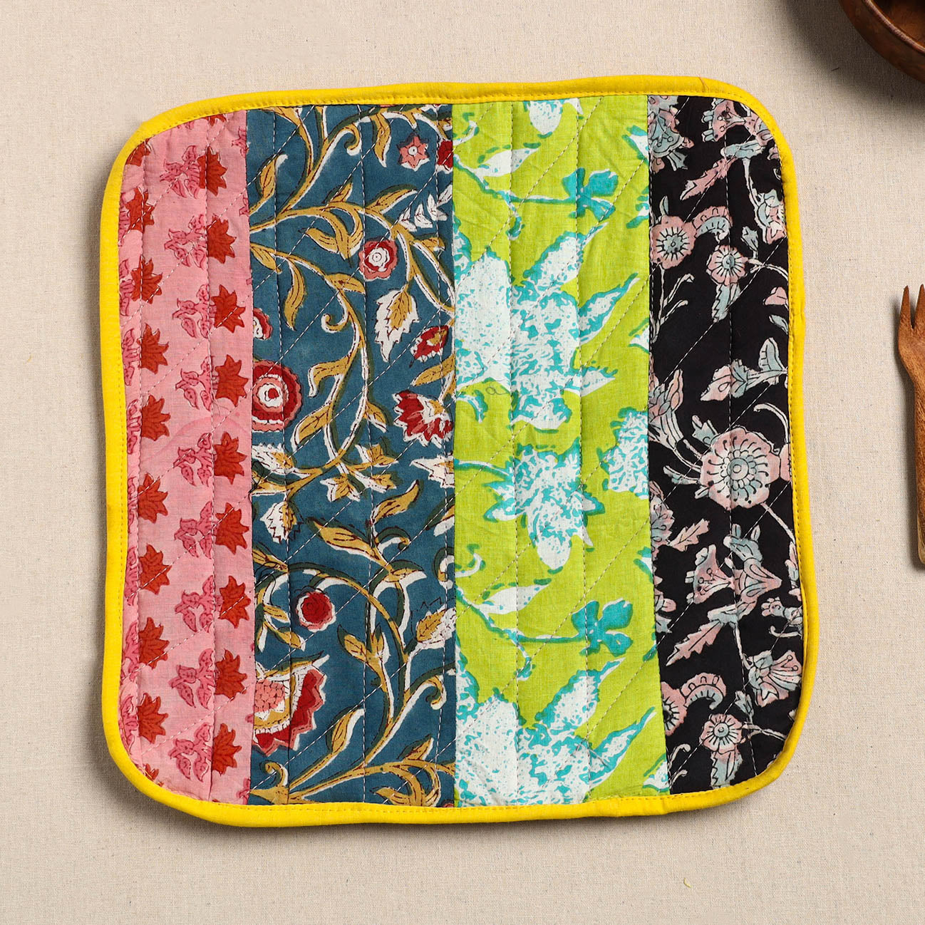 Multicolor Handcrafted Patchwork Cotton Pot Holder