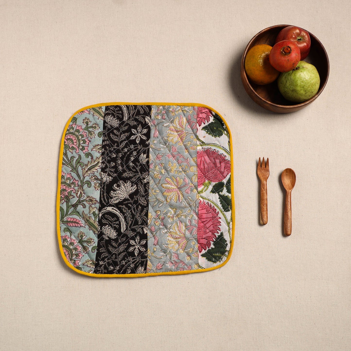Multicolor Handcrafted Patchwork Cotton Pot Holder