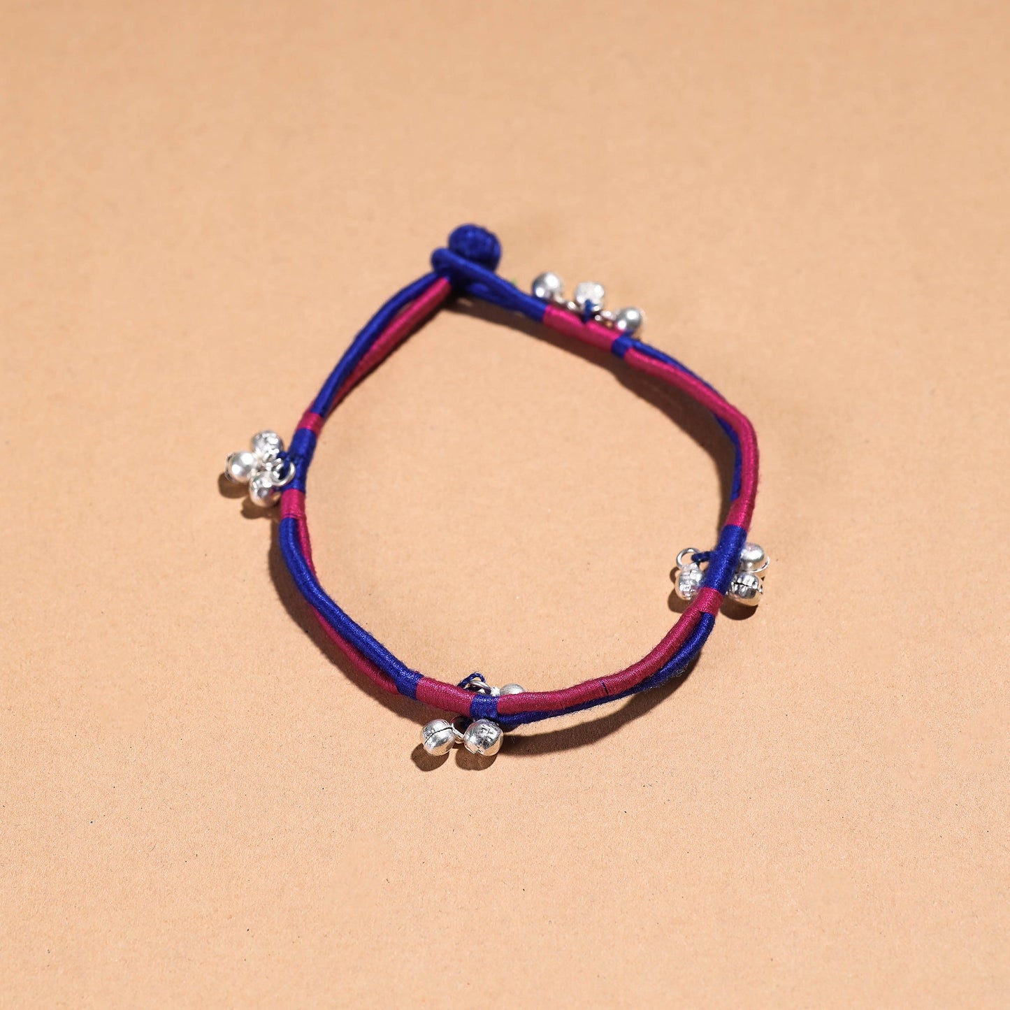 Handcrafted Patwa Thread & Ghungroo Work Anklet Online at iTokri.com