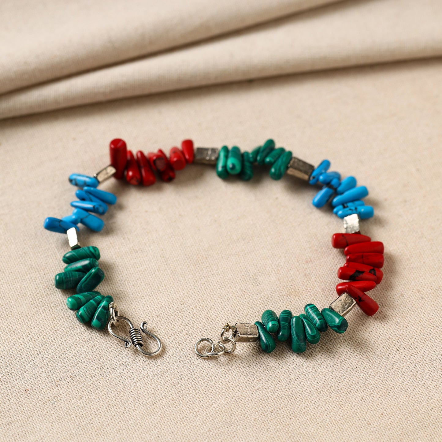 Handmade Beads & Metal Anklet 09 Online at iTokri.com