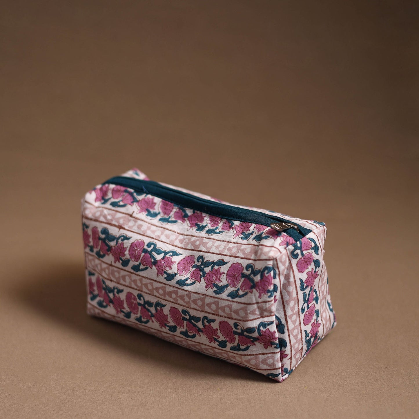 Handmade Cotton Toiletry Pouch 02