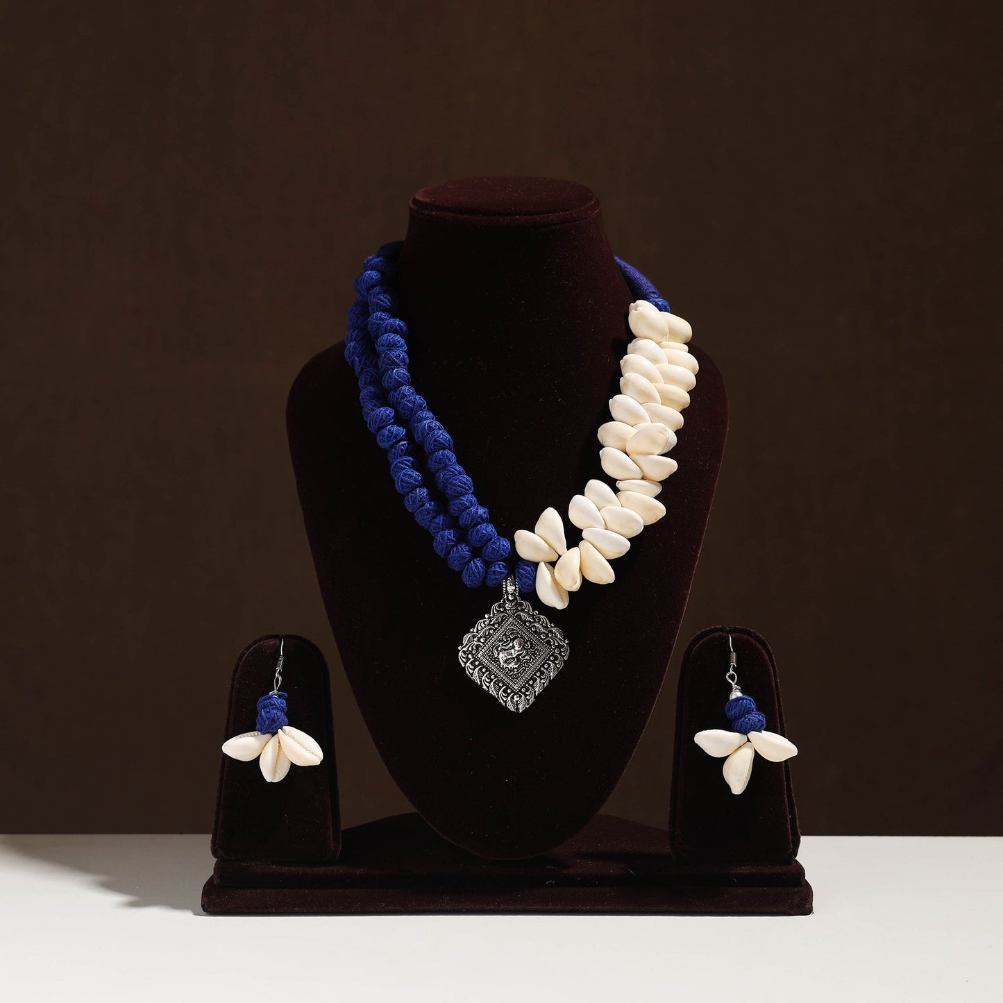 Handmade German Silver Shell Necklace Set