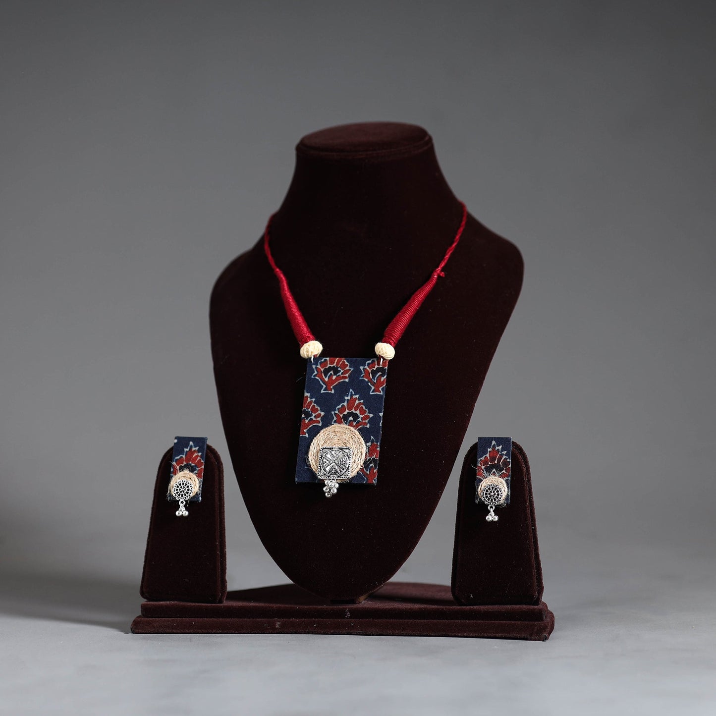 Handmade GS Jute Fabart Necklace Set 12