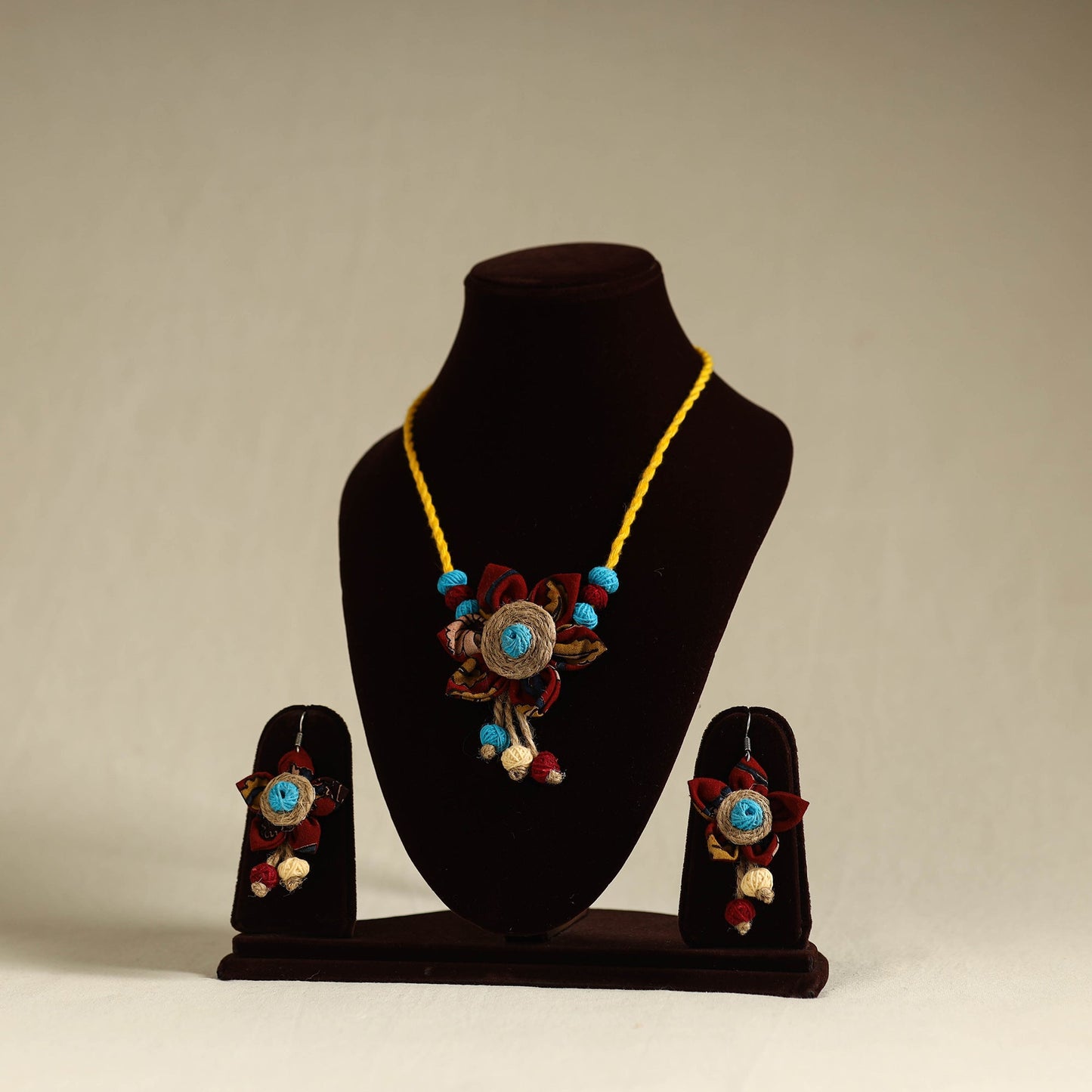 Handmade Jute Fabart Necklace Set