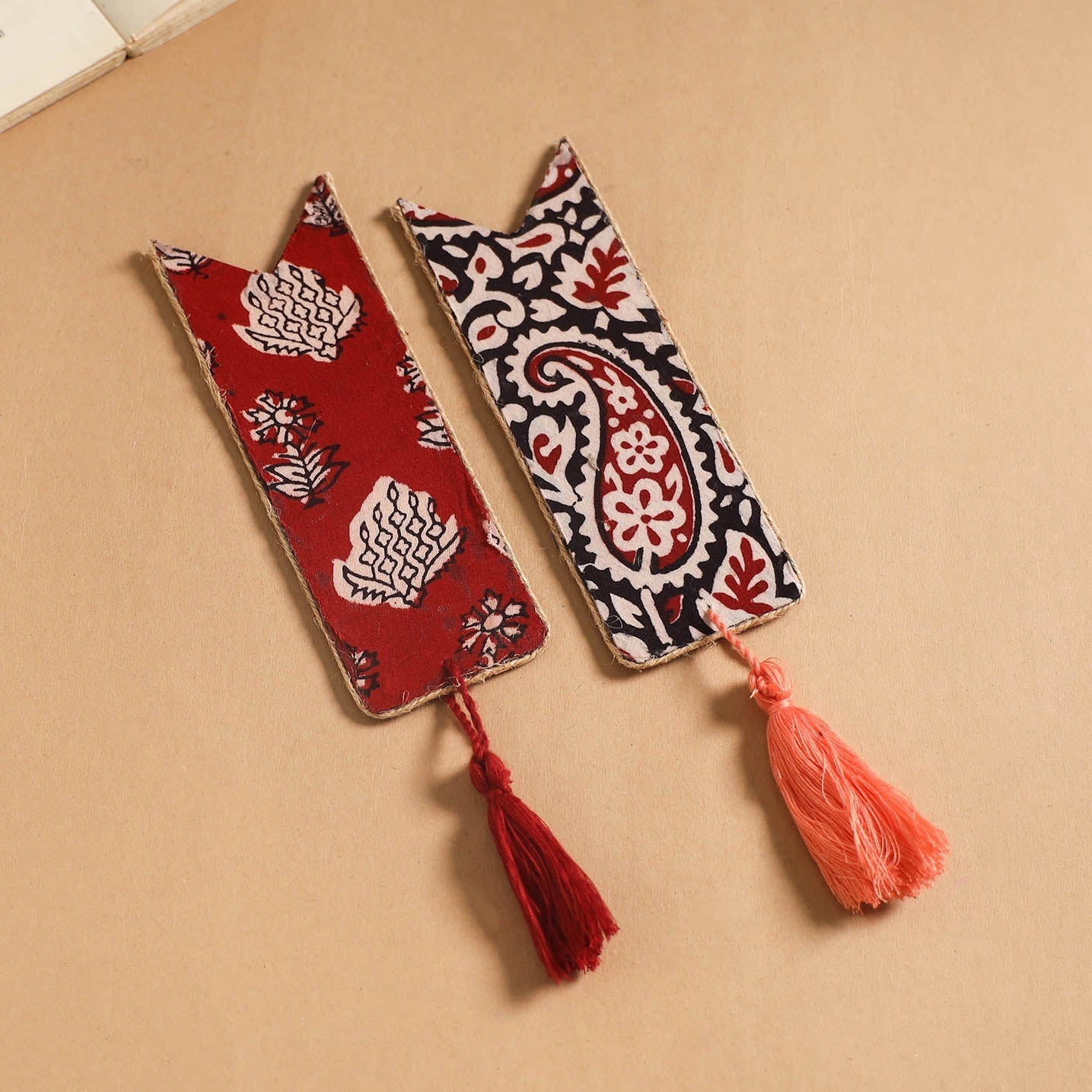 Handmade jute fabric bookmark with tassel (set of 2) 02