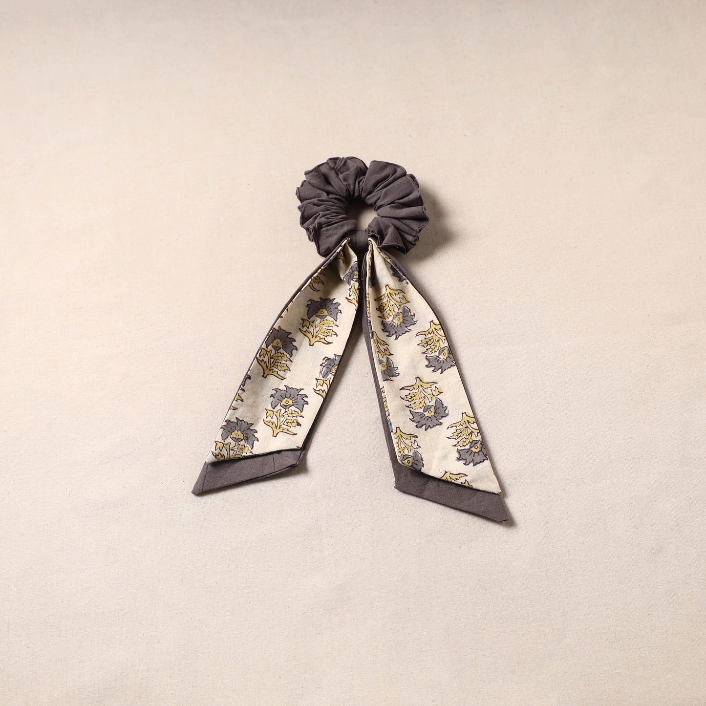 Handmade rubber band/scarf scrunchie 49 - handcrafted