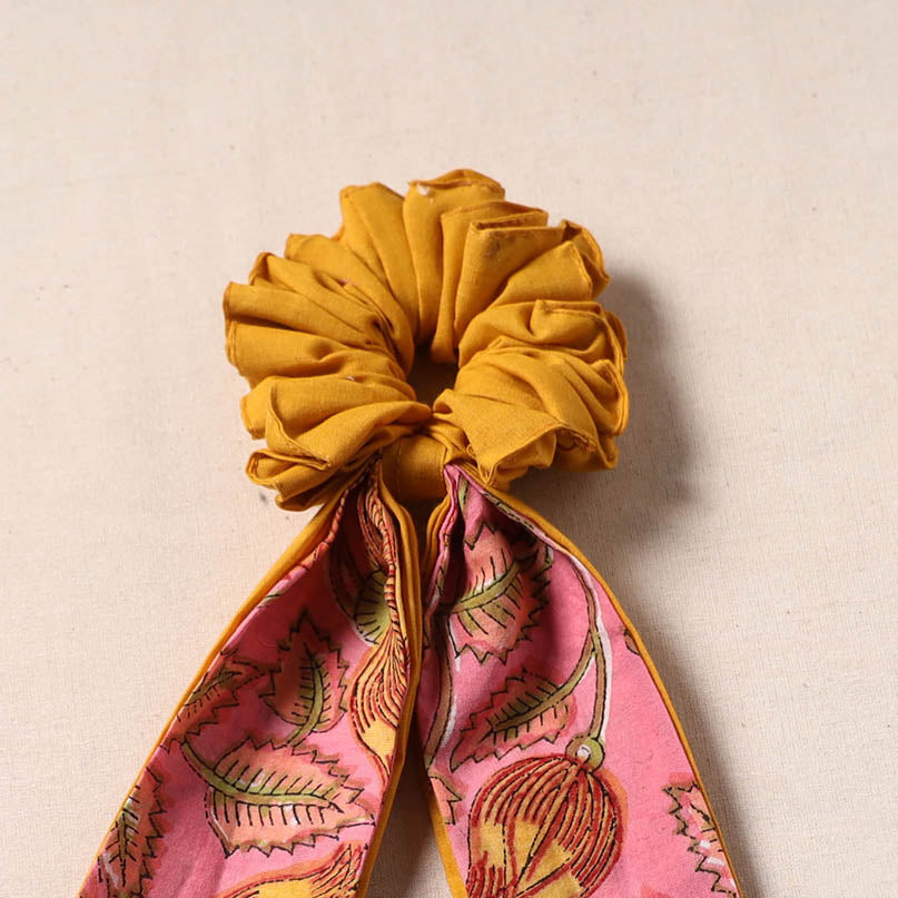 Handmade rubber band/scarf scrunchie 54 - handcrafted