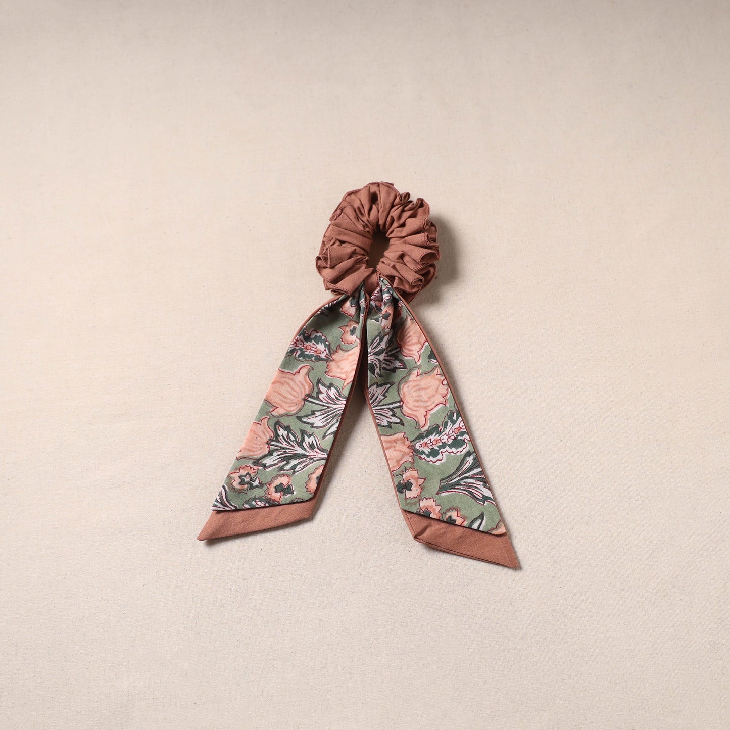 Handmade rubber band/scarf scrunchie 62 - handcrafted
