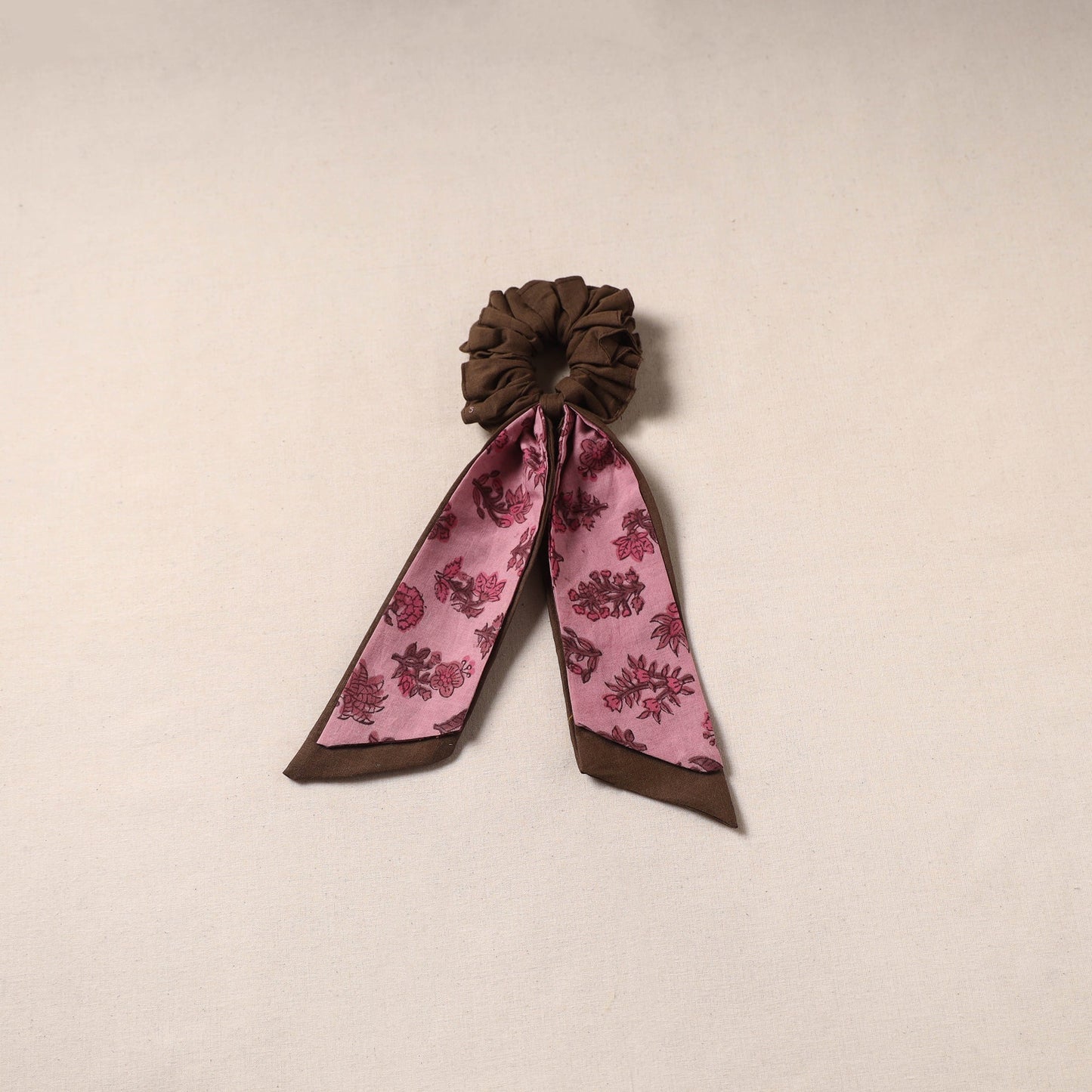 Handmade rubber band/scarf scrunchie 65 - handcrafted