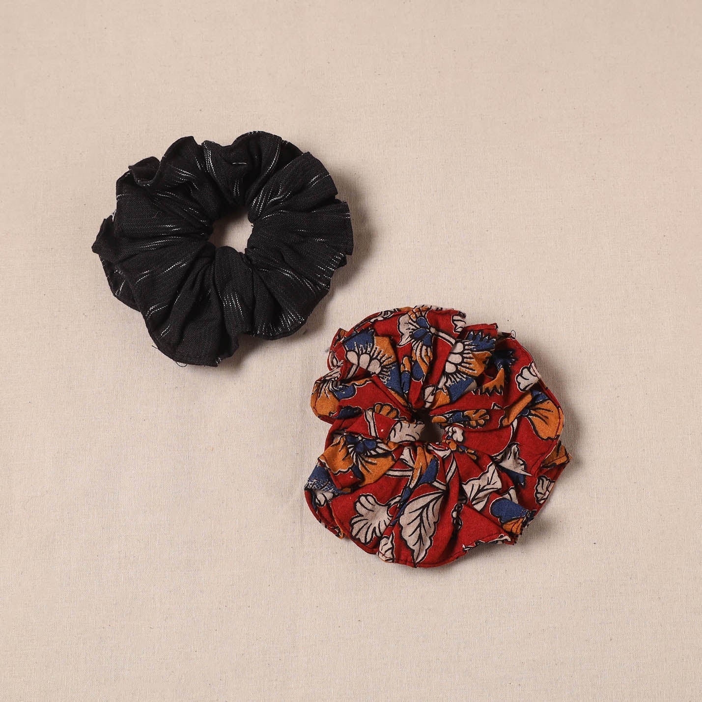Handmade rubber band/scrunchies (set of 2) 17 - handcrafted