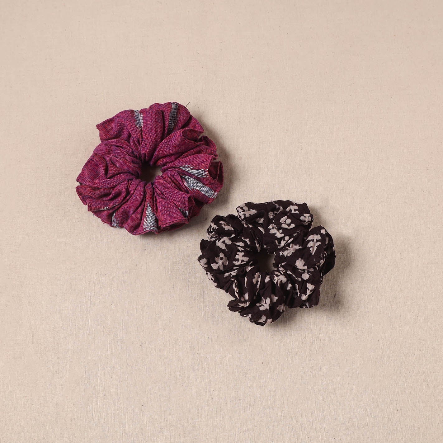 Handmade rubber band/scrunchies (set of 2) 22 - handcrafted