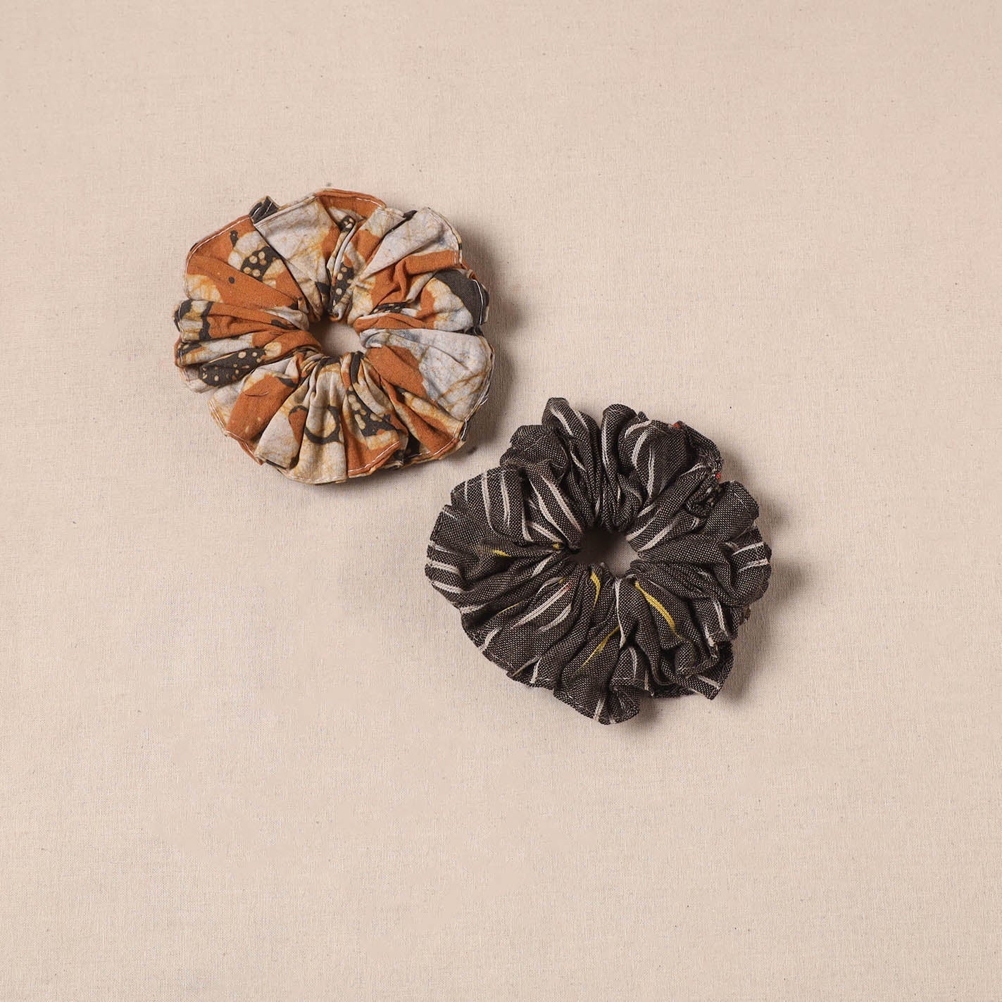 Handmade rubber band/scrunchies (set of 2) 28 - handcrafted