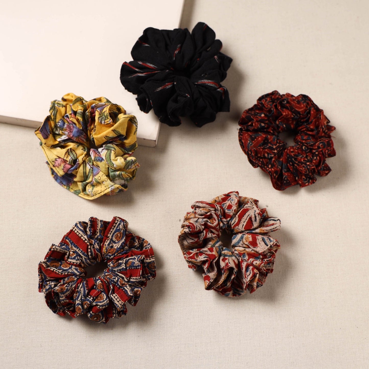 Multicolor - handmade rubber band/scrunchies (set of 5) 16