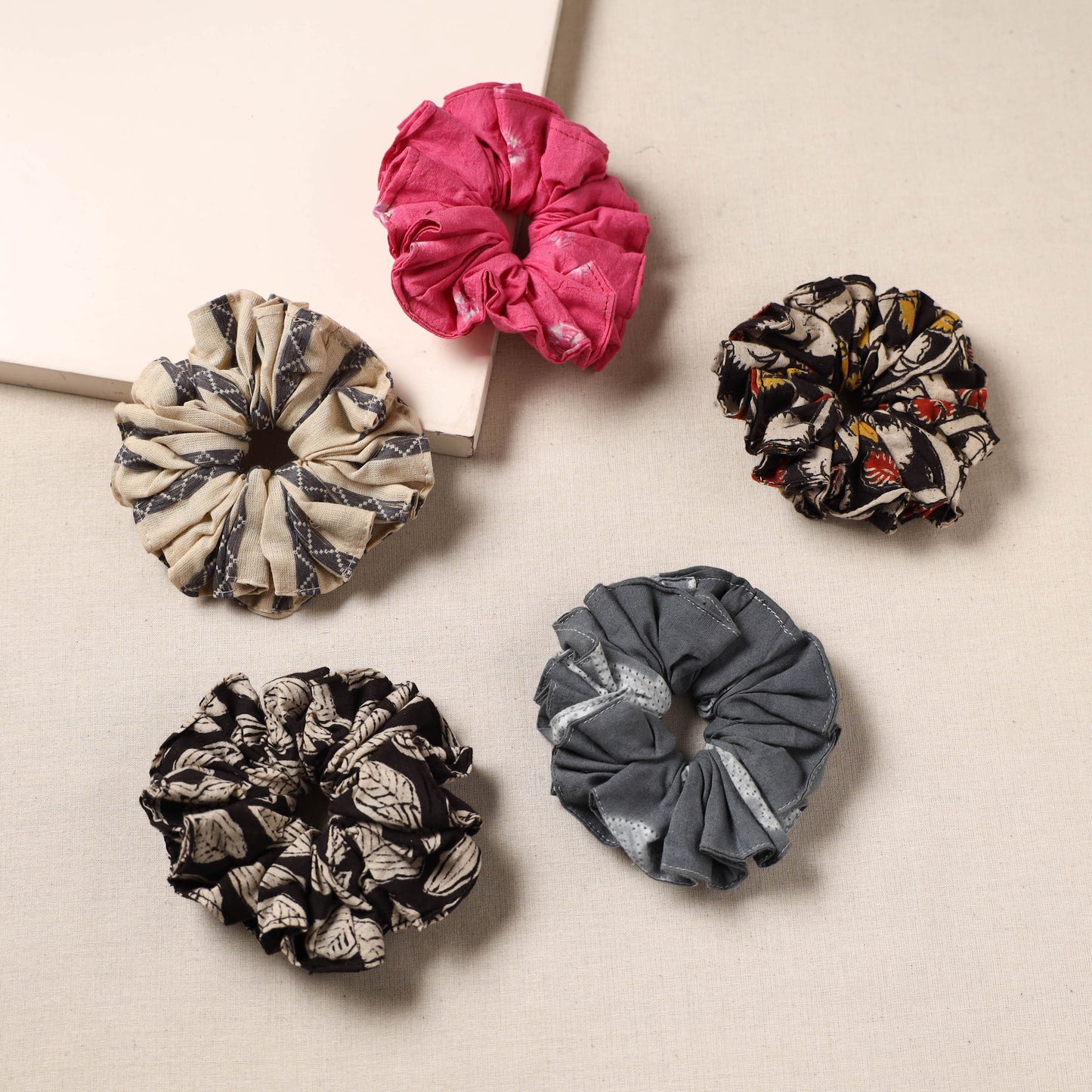 Multicolor - handmade rubber band/scrunchies (set of 5) 22