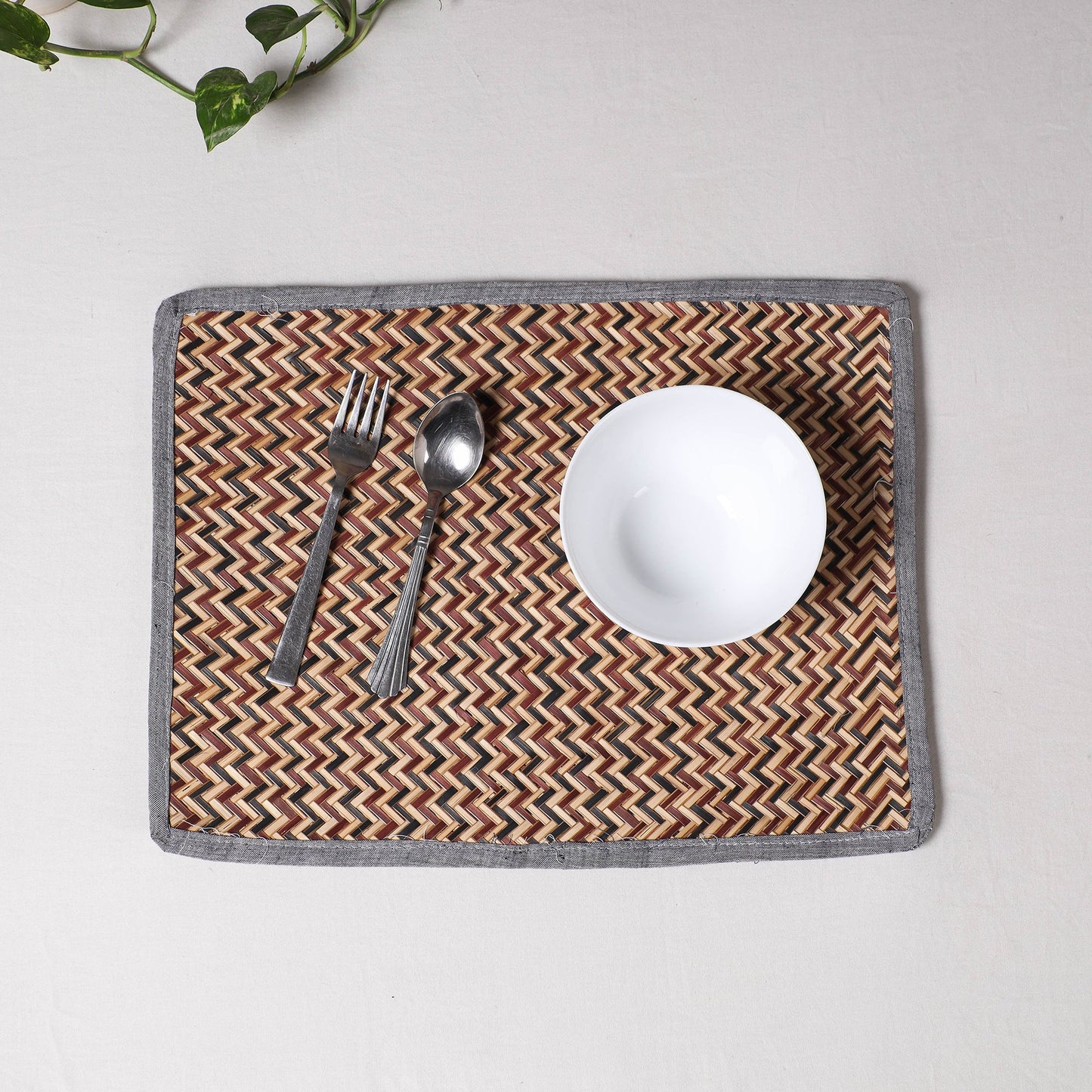 Multicolor Handmade Water Hyacinth Table Mat from Assam