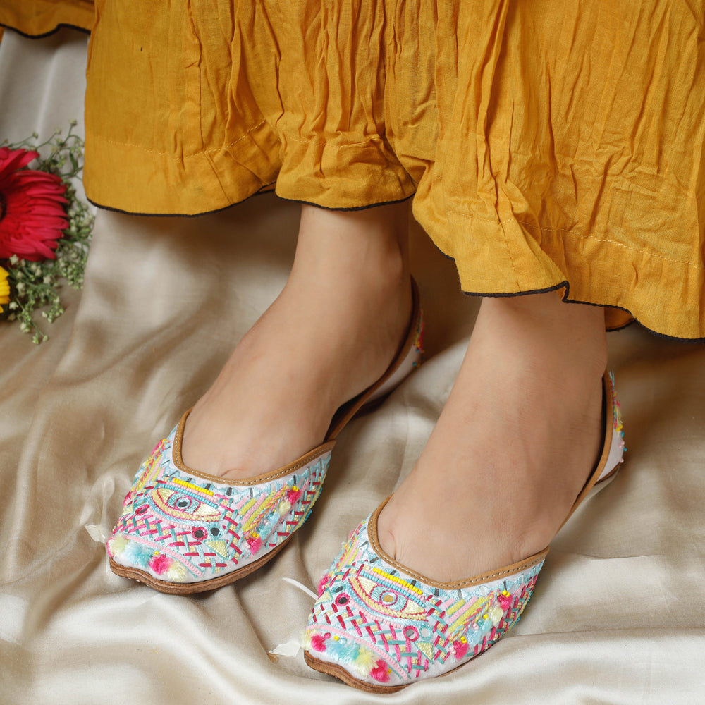 Multicolor Handstitched Embroidered Jutti