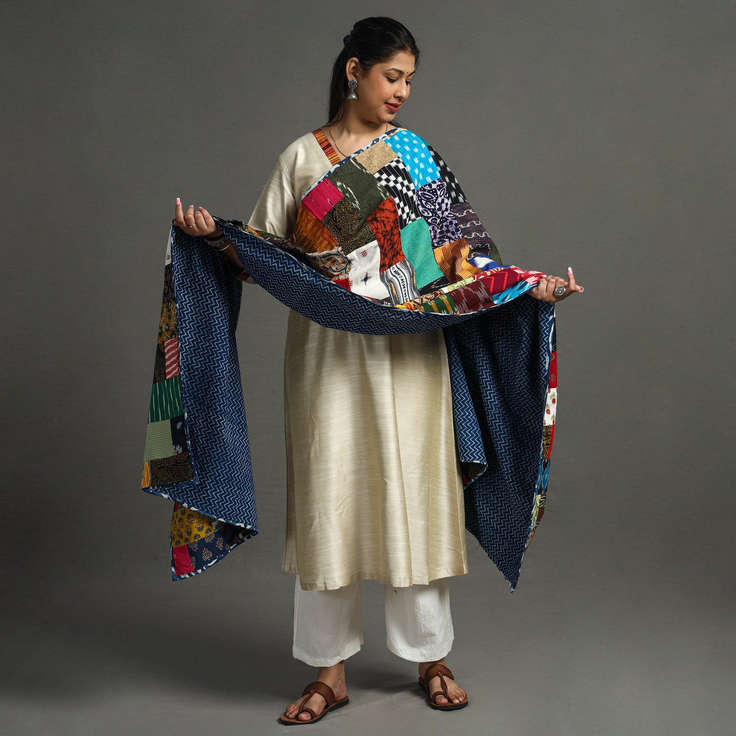 Indigo Reversible Patchwork Cotton Dupatta 11 Online at iTokri.com