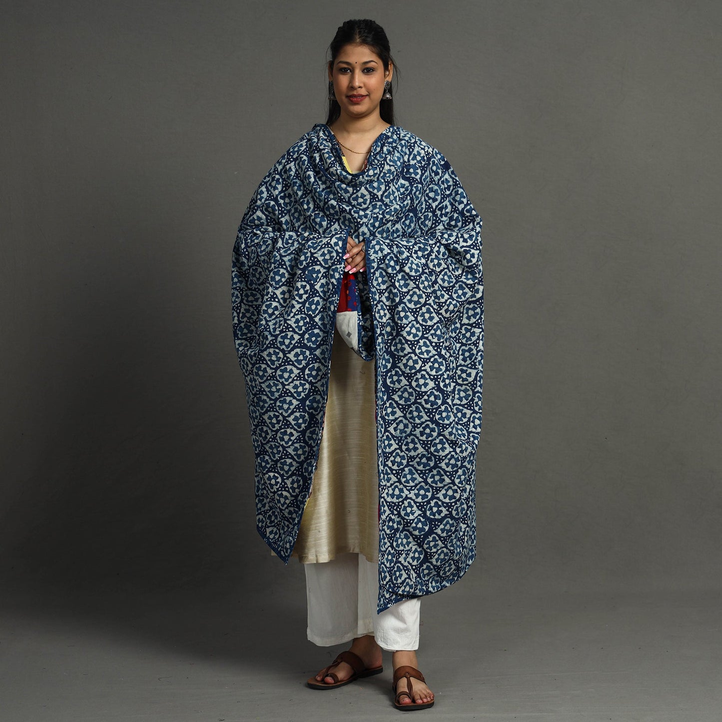 Indigo Reversible Patchwork Cotton Dupatta 18 Online at iTokri.com
