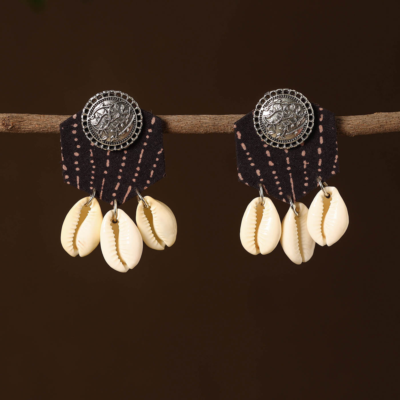 Multicolor - jannat fabart shell work earrings - handcrafted