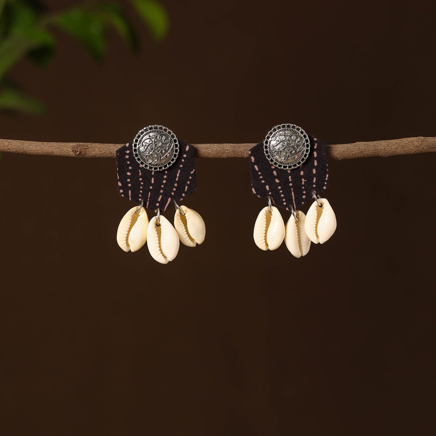 Multicolor - jannat fabart shell work earrings - handcrafted
