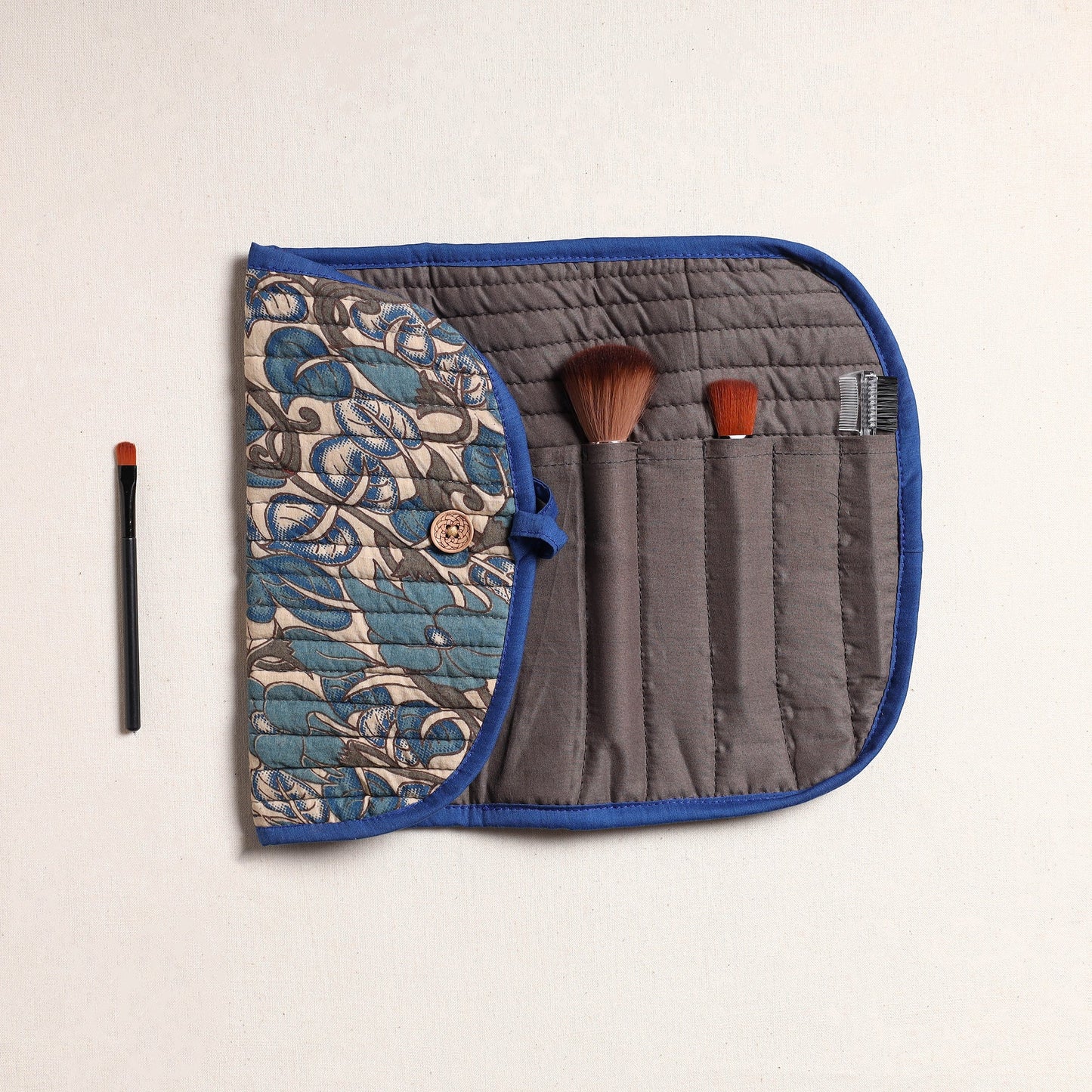 Kalamkari Fabric Multipurpose Segmented Make-up Brush Wrap Pouch/Case