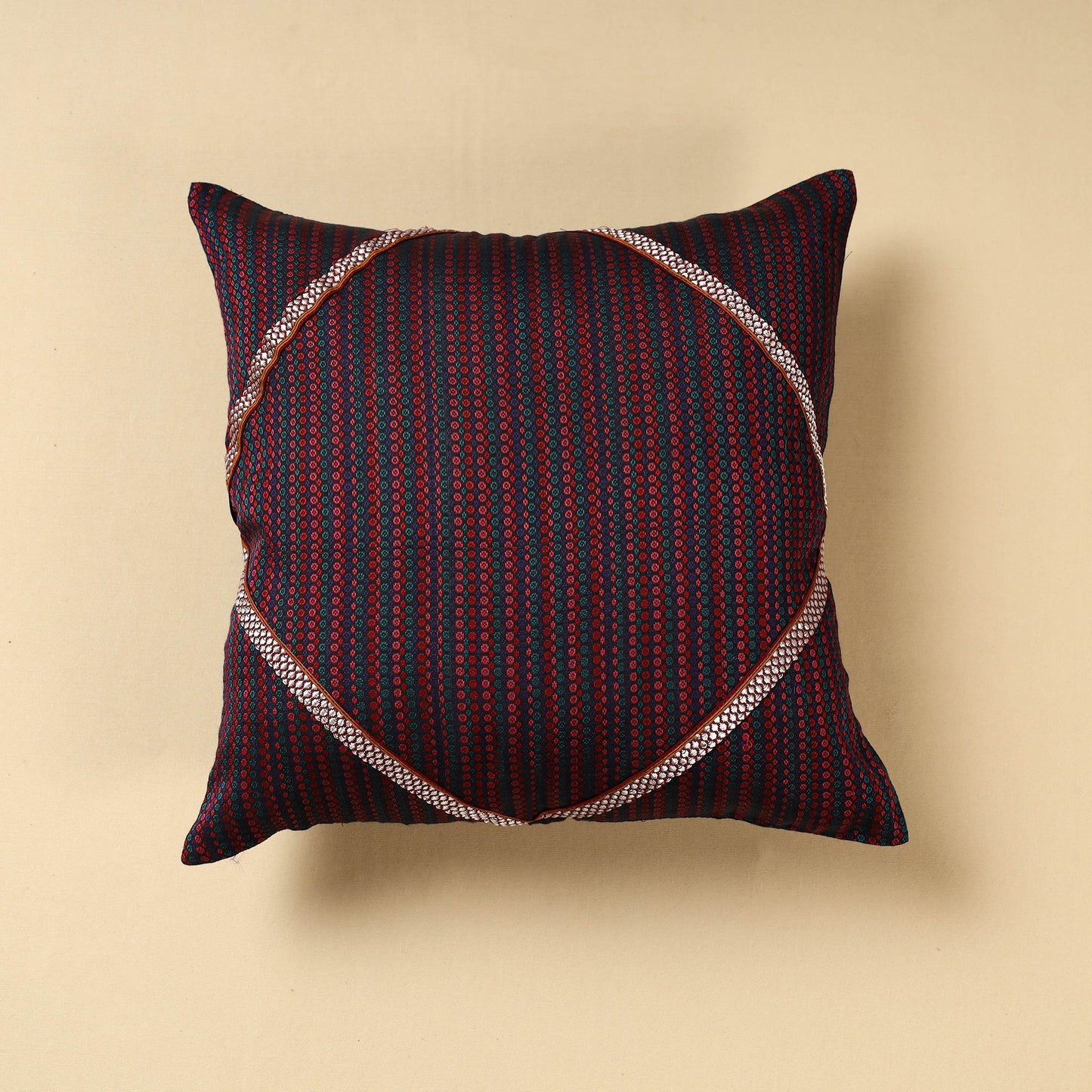 khun cushion cover