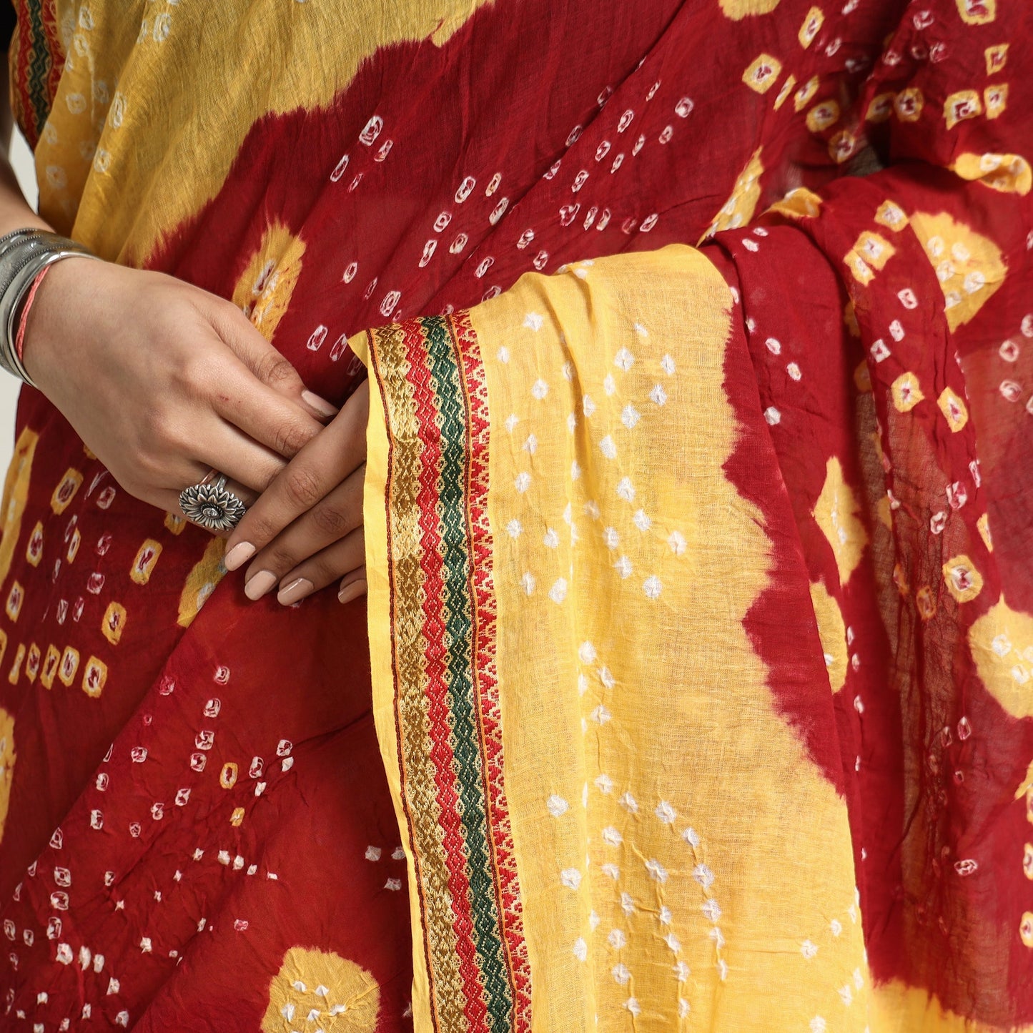 Red Kutch Bandhani Tie-Dye Cotton Saree with Blouse Piece