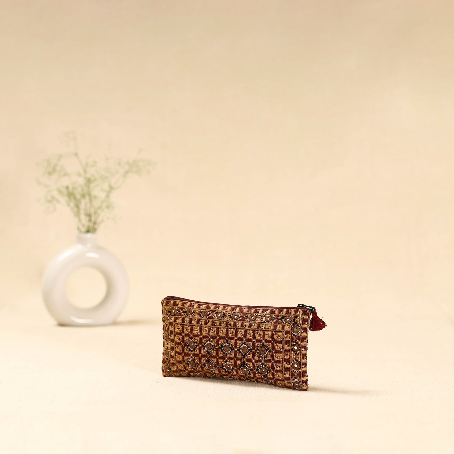 Kutch node bhori hand embroidered clutch purse 26