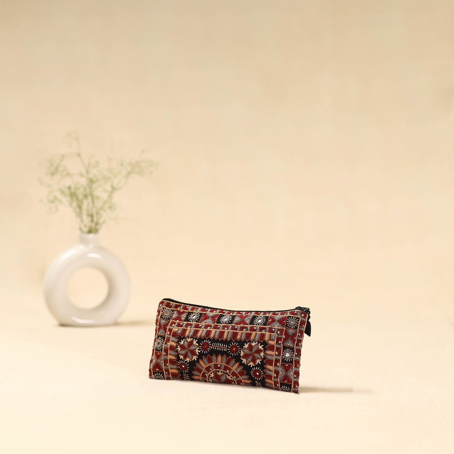 Kutch node bhori hand embroidered clutch purse 30