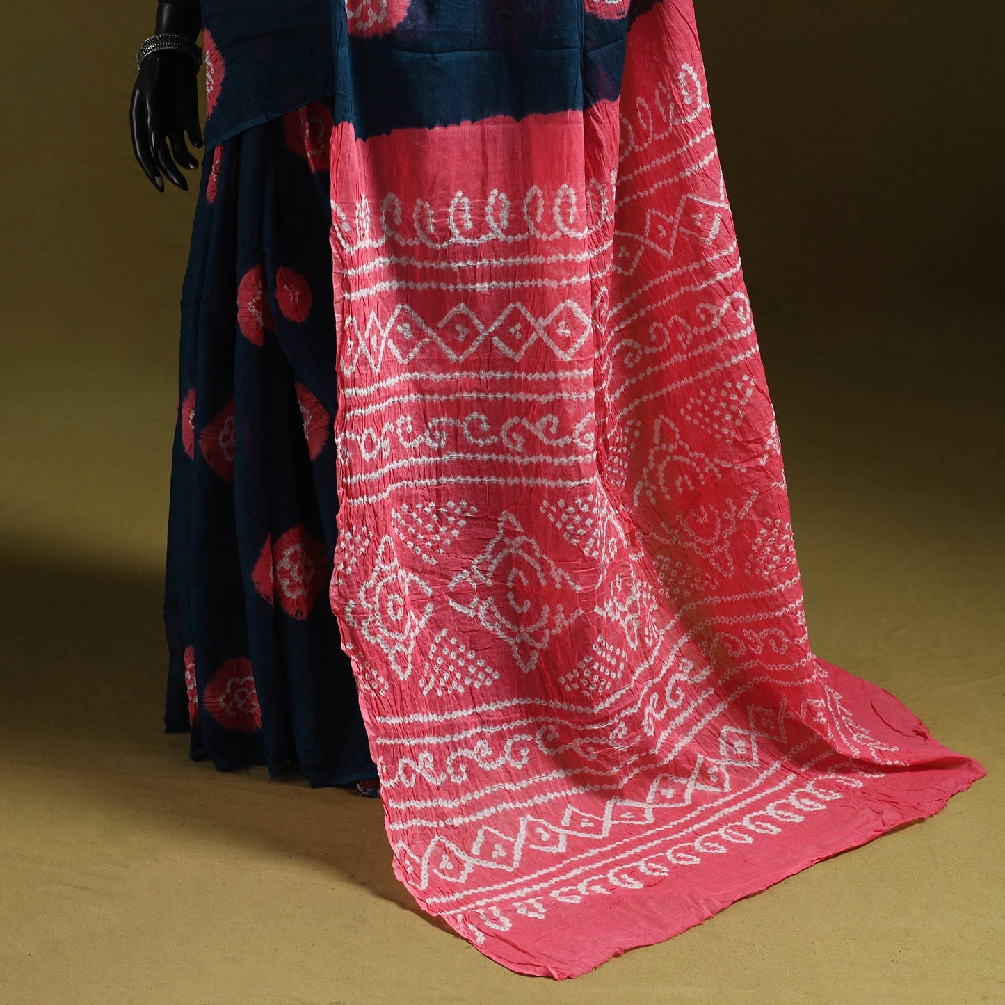 Kutch tie-dye pure cotton bandhani saree 03 - handcrafted