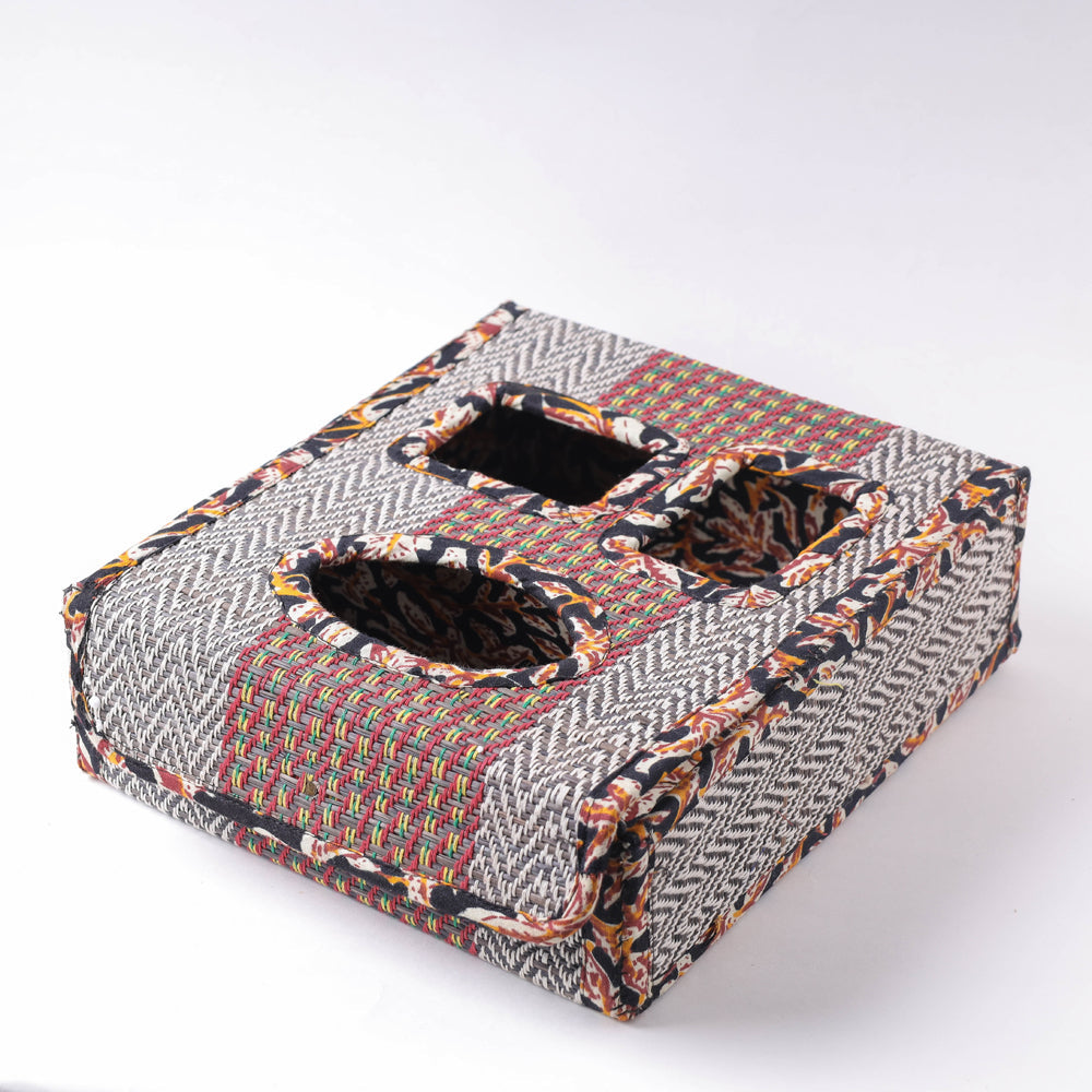 Multicolor Madur Grass Door Tissue Box of Midnapore