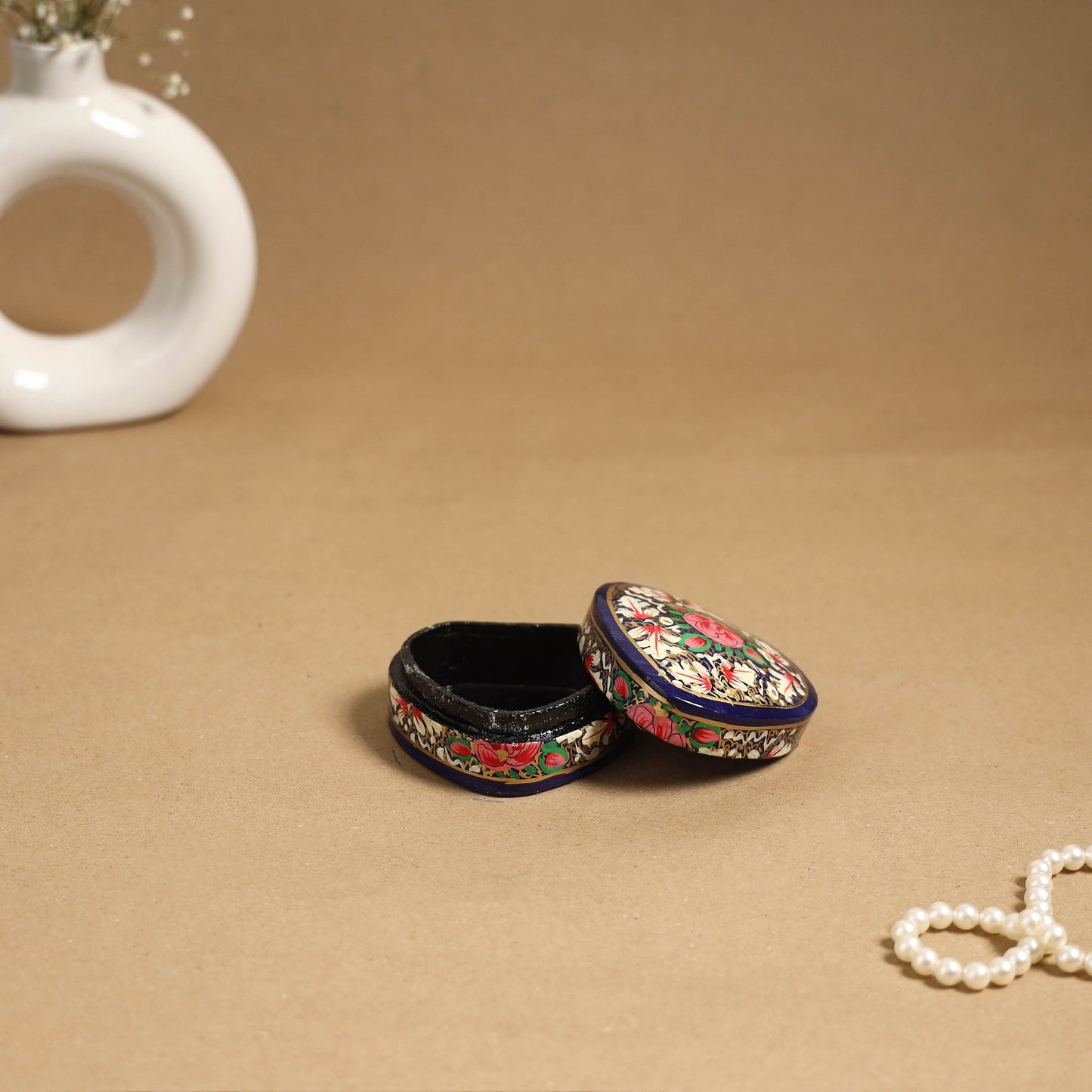 Mutlicolor - handpainted paper mache multipurpose box 19