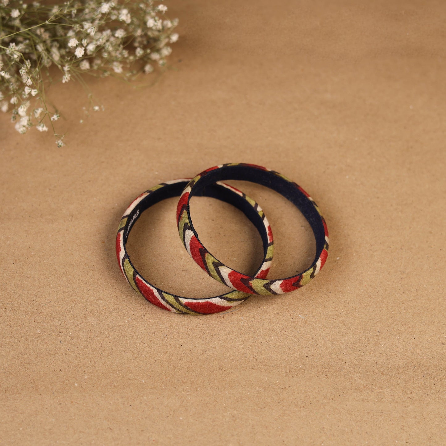 Natural dyed handpainted kalamkari bangle so2 (size - 2-8)
